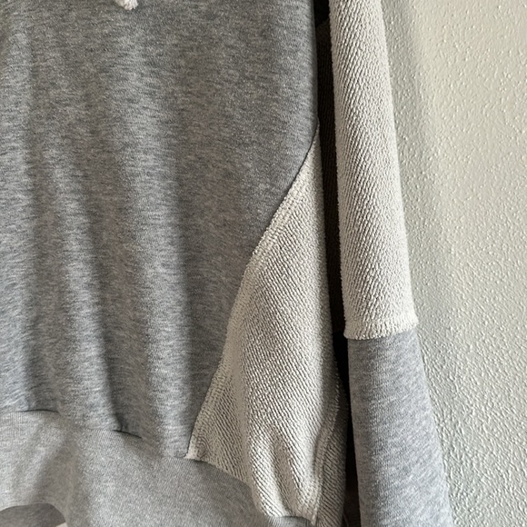 Abercrombie & Fitch hoodie - Picture 2 of 5